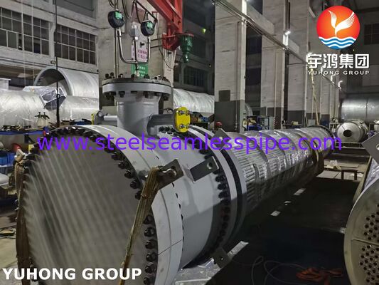 Schwimmkopf-Wärmetauscher mit 316L-Rohren und SA350 LF2/316L-plattiertem Rohrboden für kosteneffektives Korrosionsmanagement