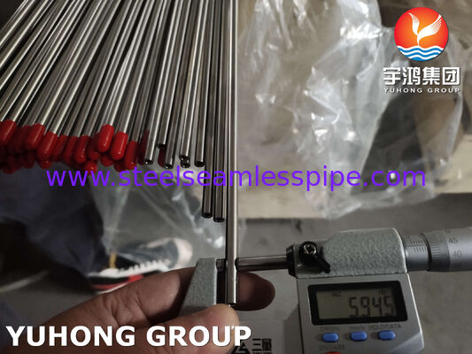 ASTM A269 TP316L BA Edelstahl nahtloser Rohr für Lebensmittelanlagen 320# Außen poliert