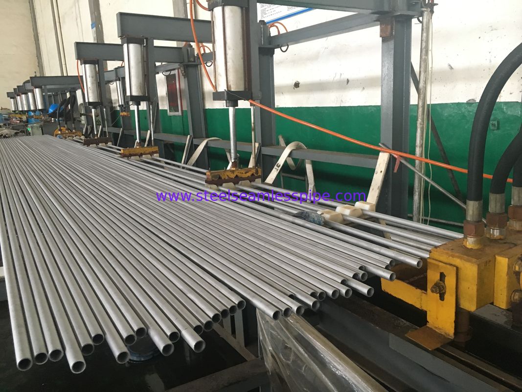 Nahtloses Rohr ASTM B444 Gr.2 INCONEL 625 25,4 x 2,11 x 6096MM Wärmetauscher-Anwendung 100% UT u. UND u. HT