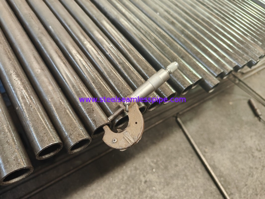 EN10216-2 16Mo3 TC2 10CrMo9-10 TC2 Nahtloser Stahlrohr aus Legierung für Wasserrohre für Kessel