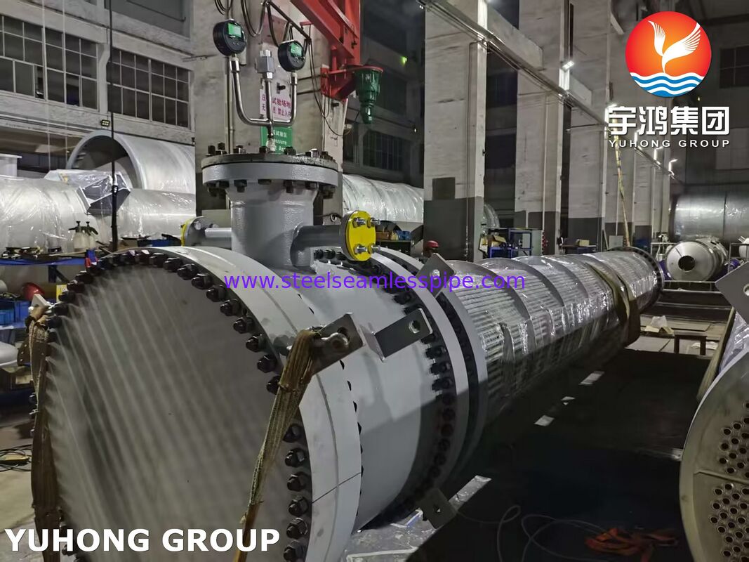 Schwimmkopf-Wärmetauscher mit 316L-Rohren und SA350 LF2/316L-plattiertem Rohrboden für kosteneffektives Korrosionsmanagement