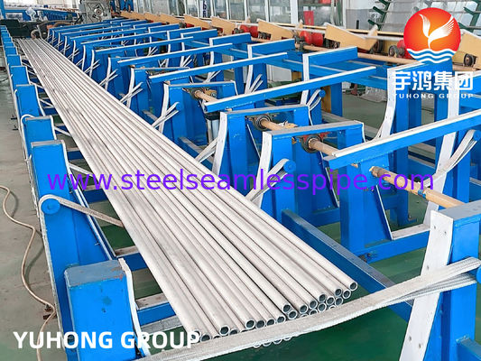 ASTM A213 TP304L Kaltgezogene korrosionsbeständige nahtlose Wärmetauscherröhre aus Edelstahl